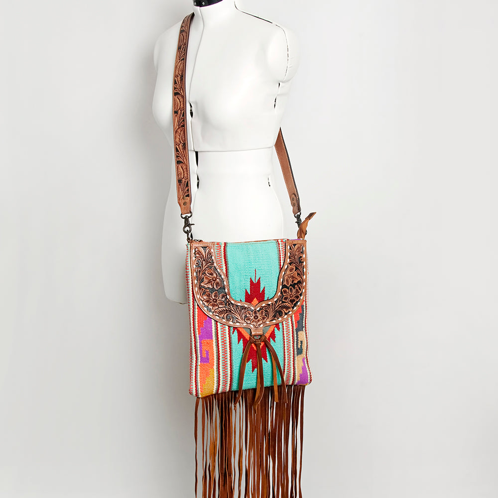 LC-ADBGZ125E  Chaps Genuine Western Leather Women Bag