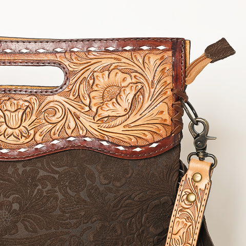 LC-ADBGS145DM1A  Clutch Genuine Western Leather Women Bag Paige
