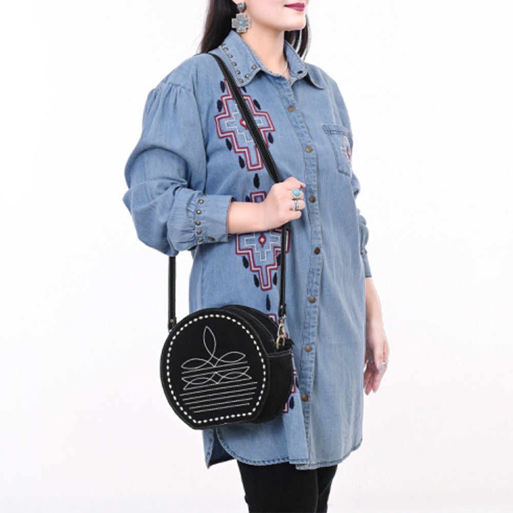 ADBGA682 Round Western Canteen Bag with White Rope Stitch Embroidery