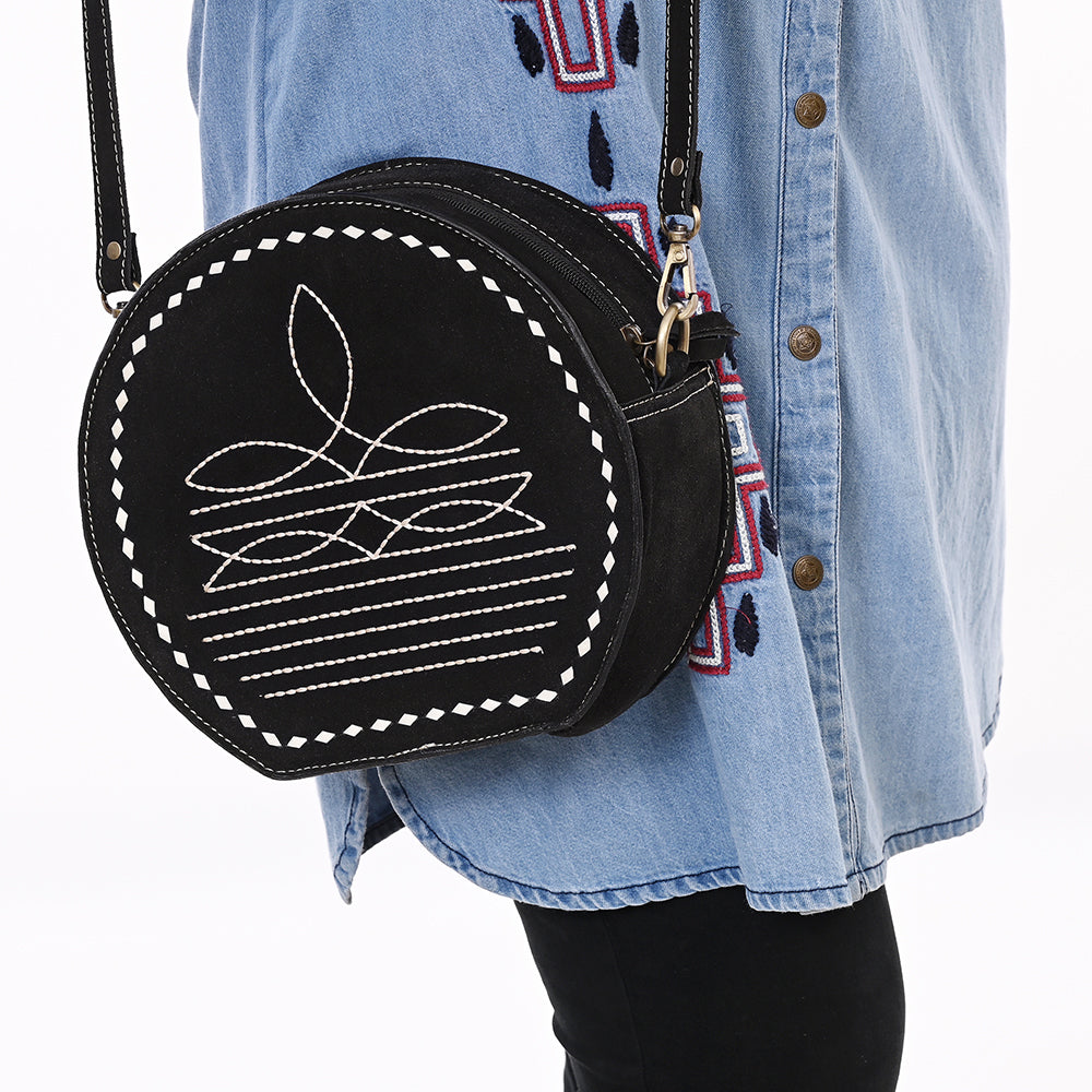 ADBGA682 Round Western Canteen Bag with White Rope Stitch Embroidery