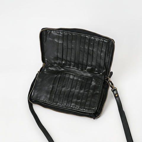 Montavio - Riveted Organiser Bag